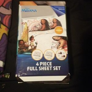 Opened item  Moana sheets
